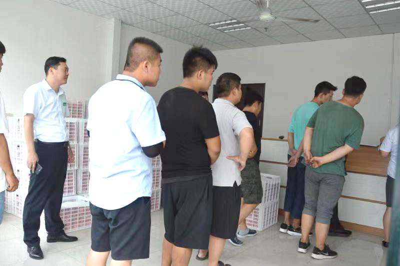 http://www.wufangtianya.com/UserFiles/image/2019-07-26/%E6%8E%92%E9%98%9F.jpg